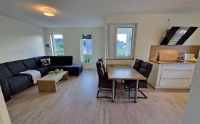 Apartment nahe Meyer Werft in Ostfriesland mit Küche&Netflix